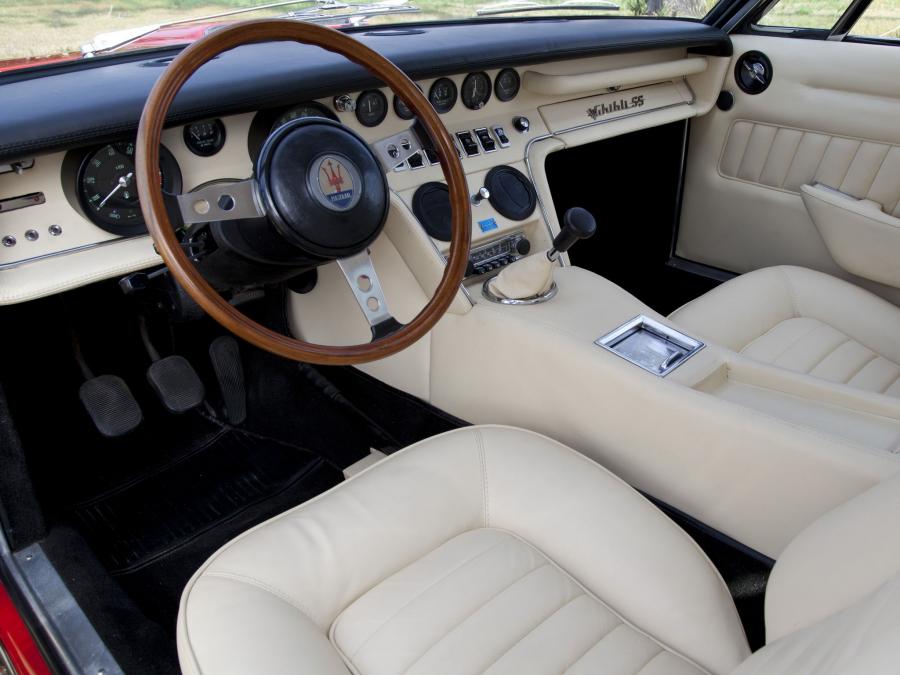  Maserati Ghibli SS 1970 года  (US) (фото 9 из 13)